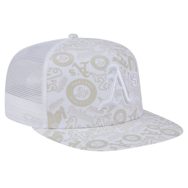 Men New Era White Oakland Athletics Logo Dunes Trucker Snapback Hat