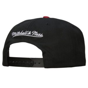 Men's Mitchell & Ness Black Miami Heat Ascend Deadstock Snapback Hat