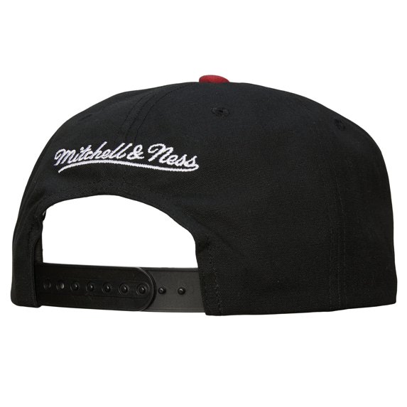 Men's Mitchell & Ness Black Miami Heat Ascend Deadstock Snapback Hat