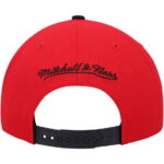 Men's Mitchell & Ness BlackWhite Chicago Bulls Day One Snapback Hat