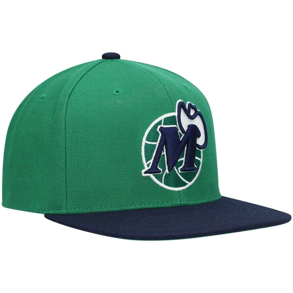 Men's Mitchell & Ness Green/Navy Dallas Mavericks Hardwood Classics Team Two-Tone 2.0 Snapback Hat