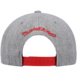 Men's Mitchell & Ness Heathered Gray Chicago Bulls Hardwood Classics Team 2.0 Snapback Hat