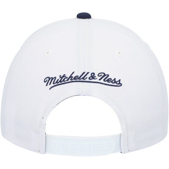 Men's Mitchell & Ness WhiteNavy Dallas Mavericks Hardwood Classics Core 2-Tone 2.0 Pro Snapback Hat