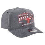Men's New Era Charcoal Chicago Bulls Throwback Washed Pre-Curved 9FIFTY Snapback Hat