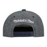 Youth Mitchell & Ness Denim/Gray Chicago Bulls Sharktooth Pro Pinch Snapback Hat