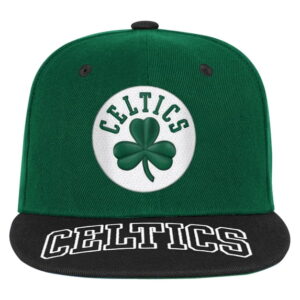 Youth Outerstuff Kelly GreenBlack Boston Celtics Two-Tone Snapback Hat (2)
