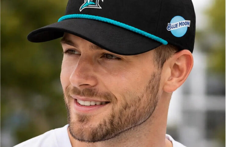 buying miami marlins hats for fans