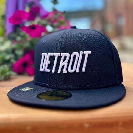 detroit tigers hats and apparel for perfect styling