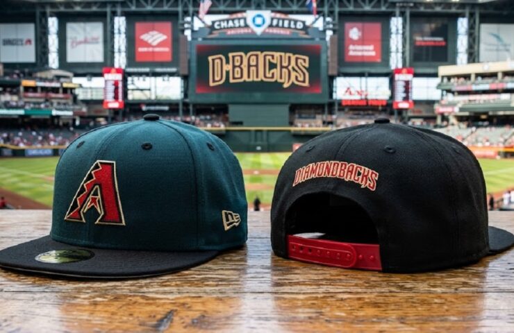 arizona diamondbacks fitted hats vs snapback hats
